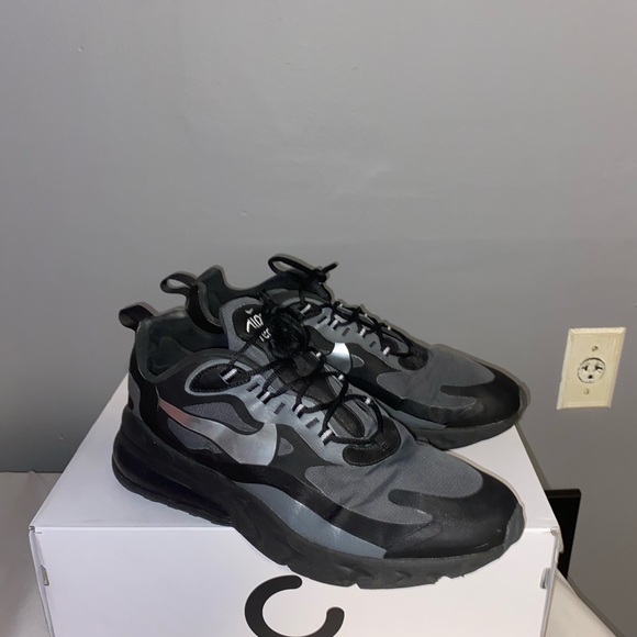 Nike air max 270 reacts - Picture 2 of 4